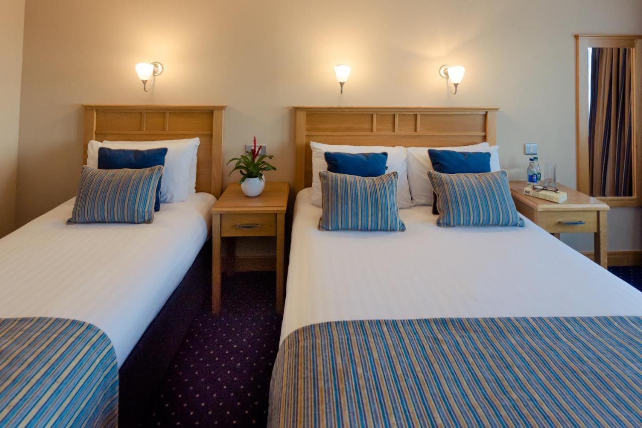 Rochestown Lodge Hotel Dun Laoghaire Eksteriør bilde