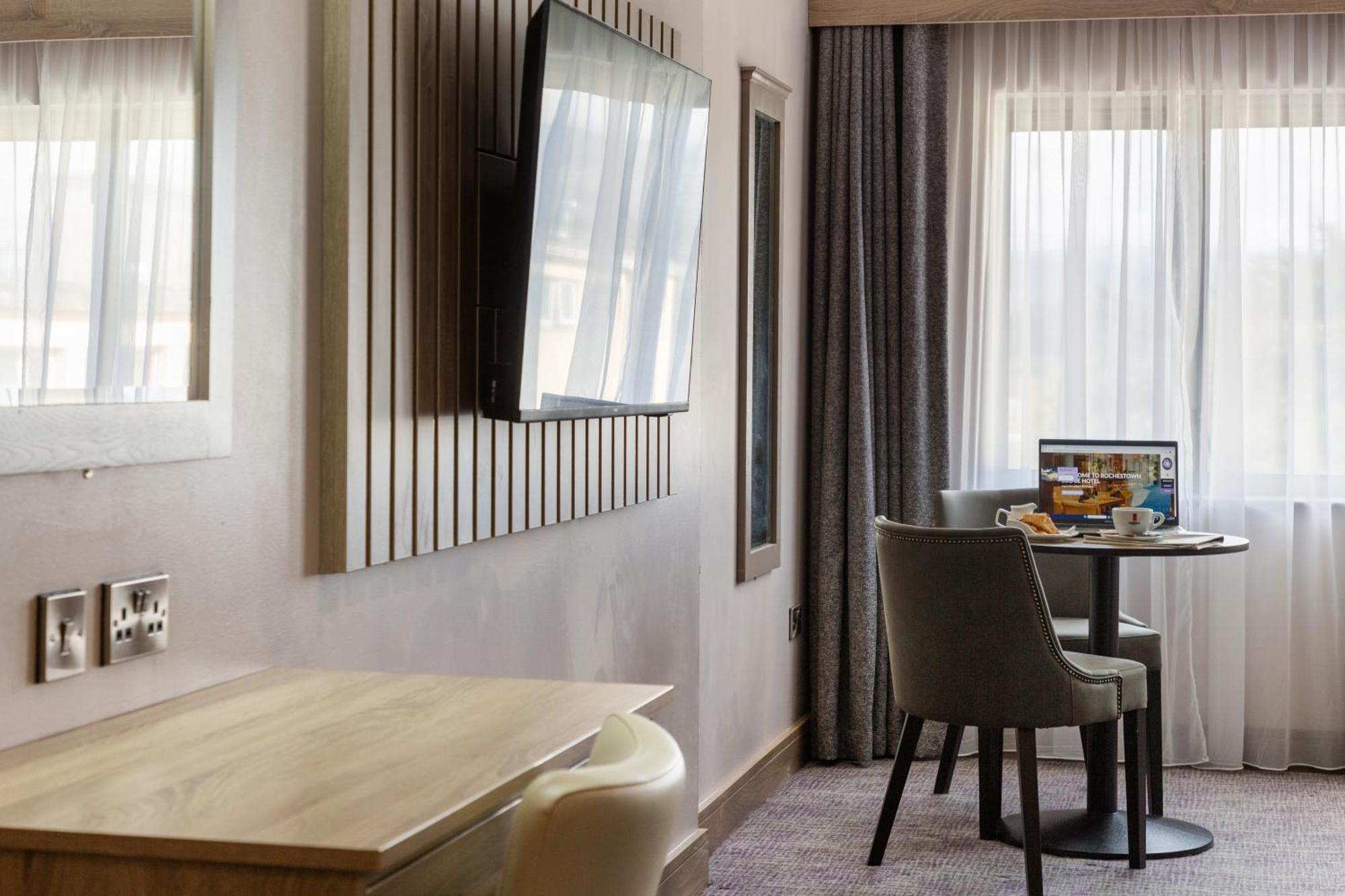 Rochestown Lodge Hotel Dun Laoghaire Eksteriør bilde