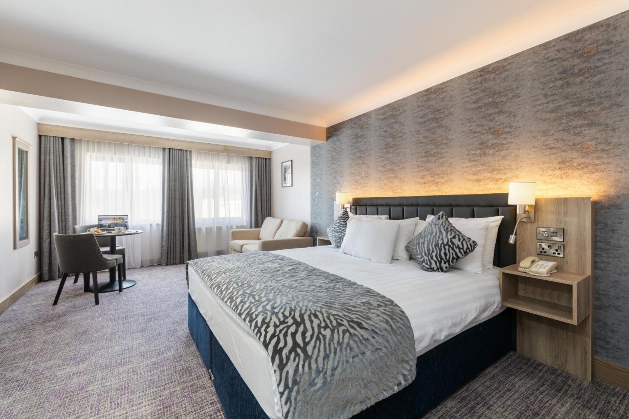 Rochestown Lodge Hotel Dun Laoghaire Eksteriør bilde
