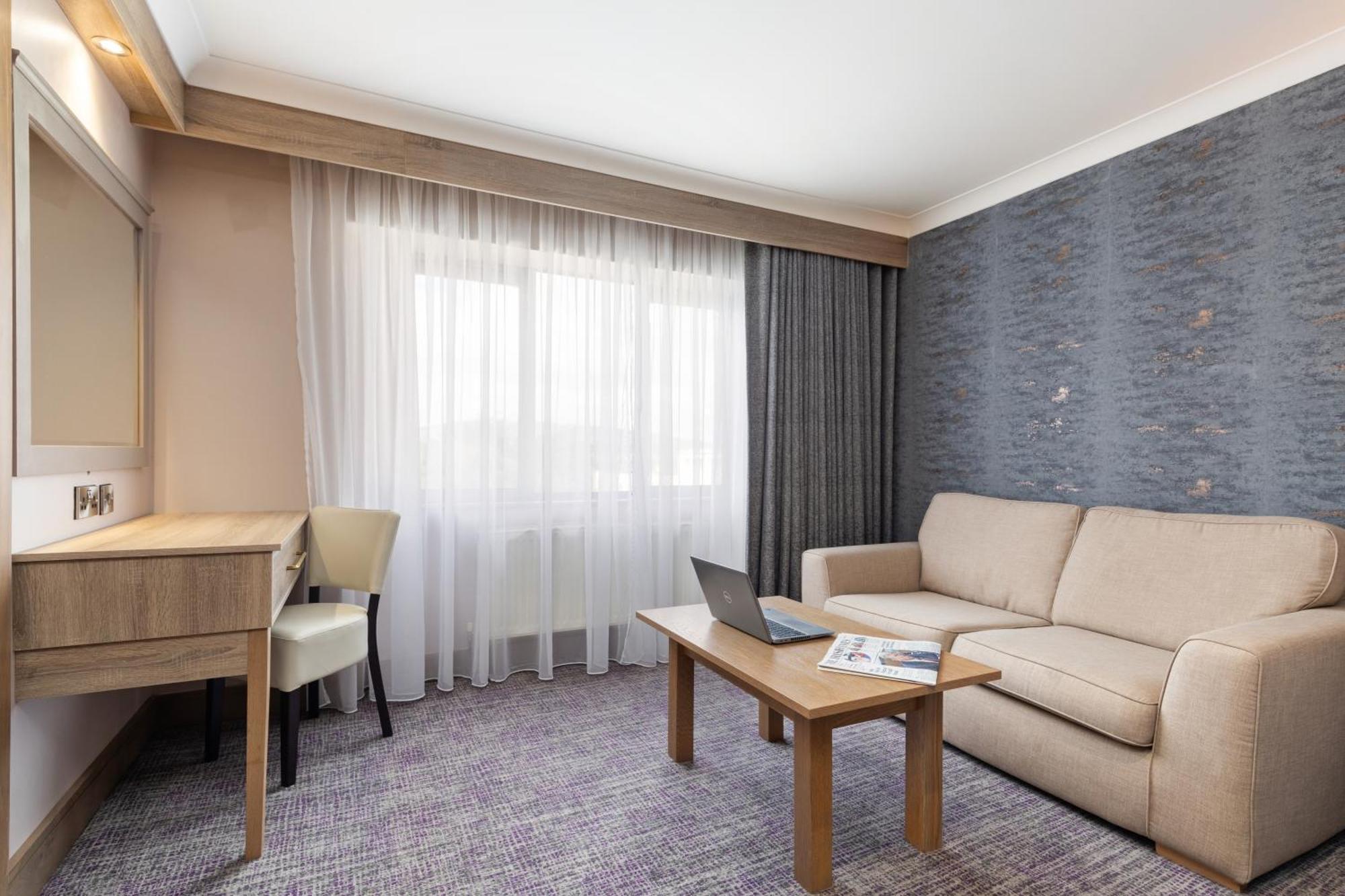 Rochestown Lodge Hotel Dun Laoghaire Eksteriør bilde