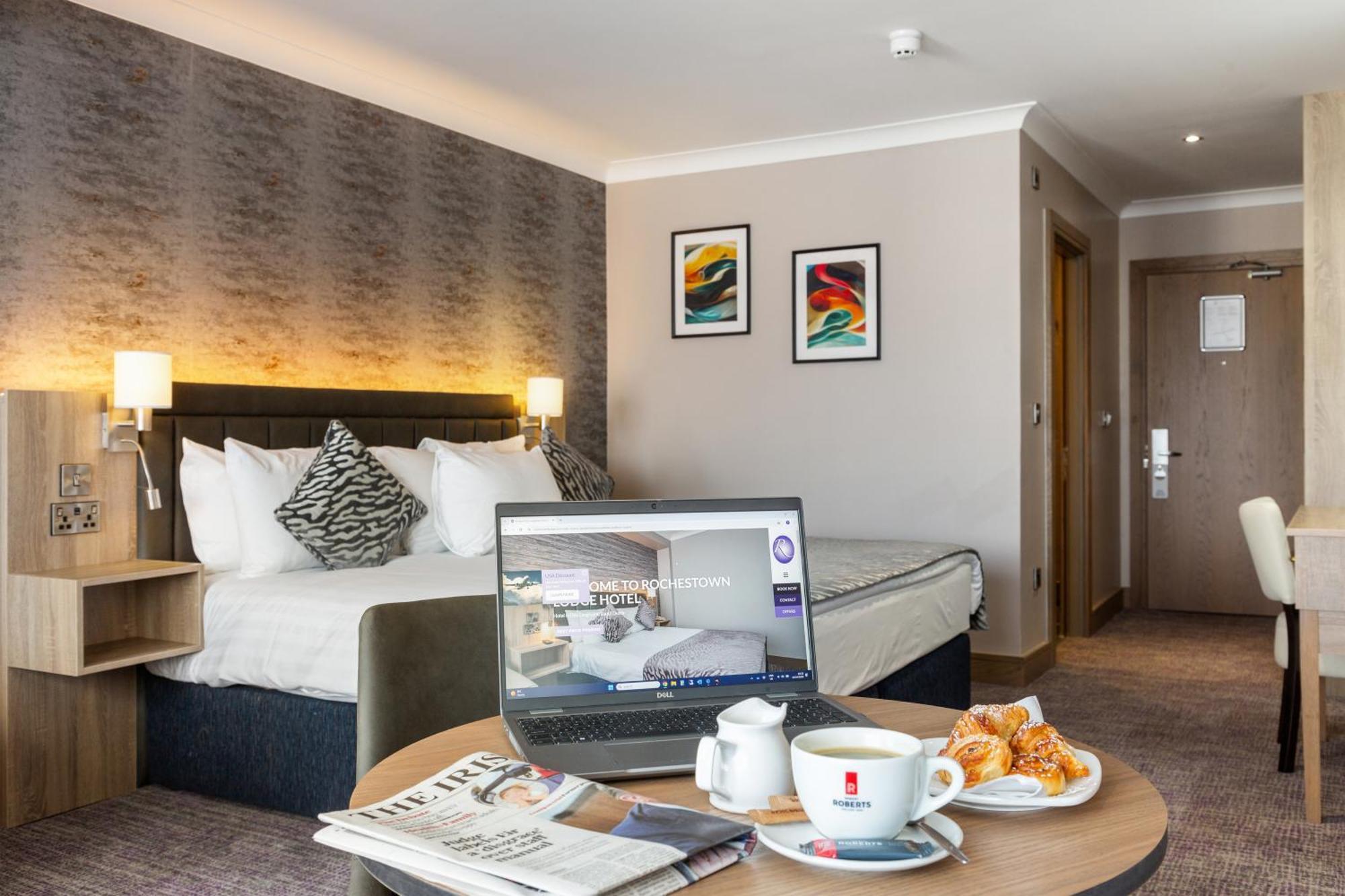 Rochestown Lodge Hotel Dun Laoghaire Eksteriør bilde