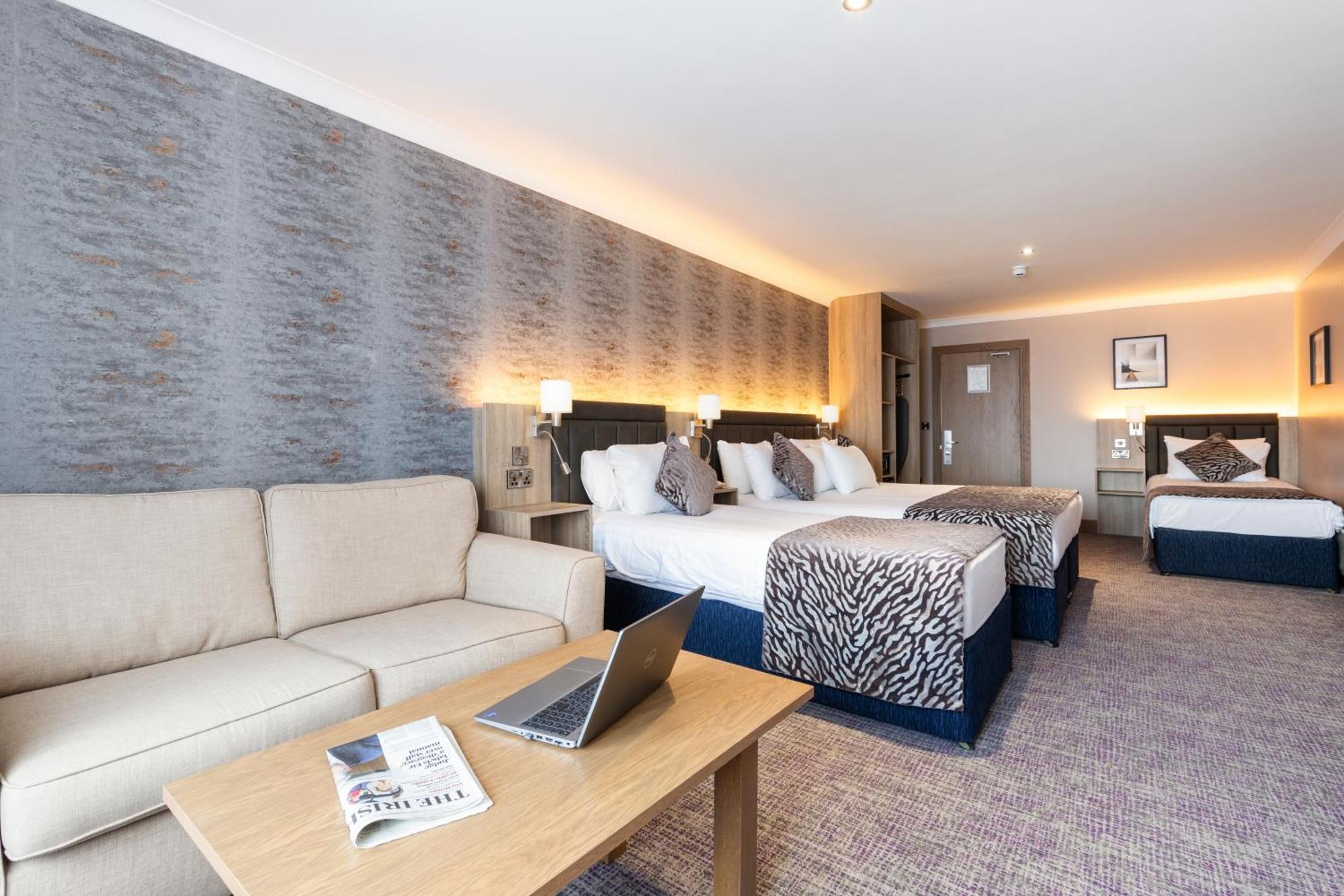 Rochestown Lodge Hotel Dun Laoghaire Eksteriør bilde